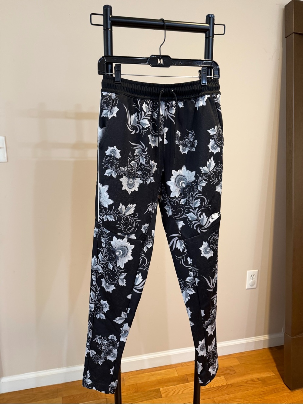 Nike Black Joggers with White Floral Design -Russian Khokhloma Painting
